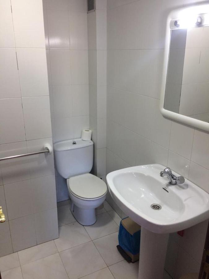 Albergue Hostal Telmo Туй Екстер'єр фото