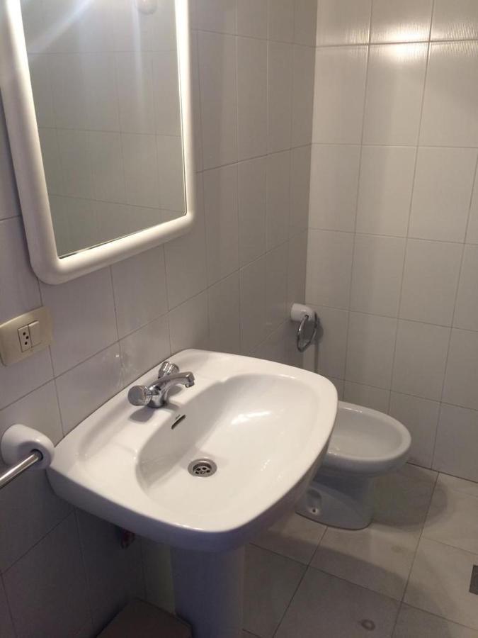 Albergue Hostal Telmo Туй Екстер'єр фото